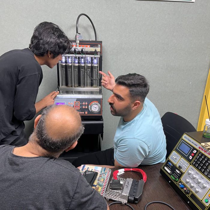 آموزش کار با انژکتور شور در دوره ایسیو